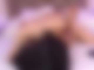 Live cam show with Dakota-Reese - Fingering on slutload