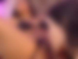 Dakota-Reese's Live Sex Cam Show