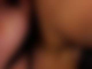 Live cam show with DakotaandJuliette - Dirty Talk on Dolls Live