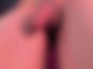 Live cam show with Draculairis - Goth on Camsoda.co