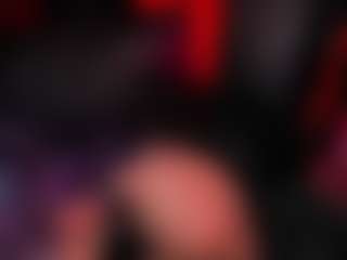 Live cam show with Draculairis - Heels on Latina Girls