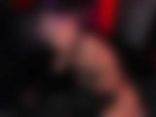 Live cam show with Draculairis - Dominatrix on studioflirtlive.com