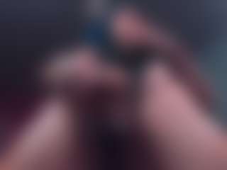 Draculairis's Live Sex Cam Show