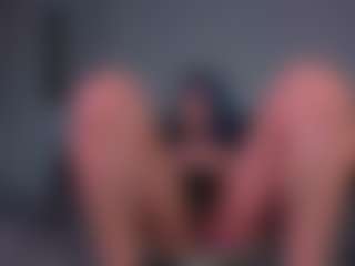 Live cam show with Draculairis - Gape on TeamSkeetLive