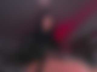 Draculairis's Live Sex Cam Show