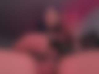 Draculairis's Live Sex Cam Show