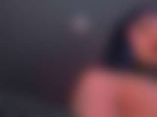 Draculairis's Live Sex Cam Show