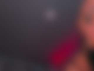 Draculairis's Live Sex Cam Show