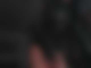 Live cam show with Draculairis - Spank on crypto-cams