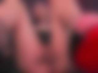 Draculairis's Live Sex Cam Show