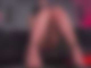 Draculairis's Live Sex Cam Show