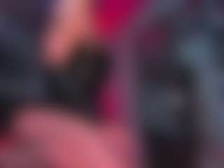 Draculairis's Live Sex Cam Show