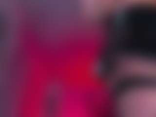 Live cam show with Draculairis - Tattoos on livesuperchat.net