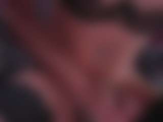 Draculairis's Live Sex Cam Show
