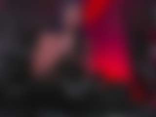 Draculairis's Live Sex Cam Show