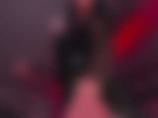 Live cam show with Draculairis - Smoking on Camsoda