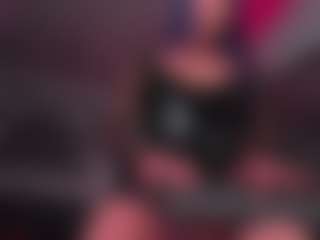 Live cam show with Draculairis - Smoking on Camsoda