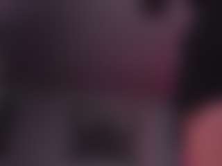 Draculairis's Live Sex Cam Show