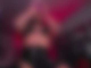Draculairis's Live Sex Cam Show