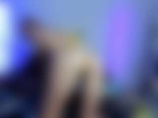 ElisaPink's Live Sex Cam Show