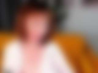 Live cam show with gracekellyyy - Mature on hrnylive.com