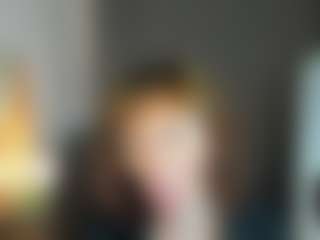 gracekellyyy MILF webcam performer live streaming
