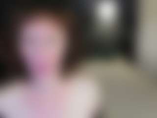 Live cam show with gracekellyyy - Mature on CamClone