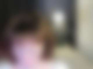 Live cam show with gracekellyyy - Fingering on Dolls Live