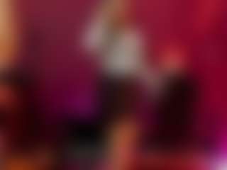 Live cam show with GreciaaRomaa - Moaning on SinfulBabes