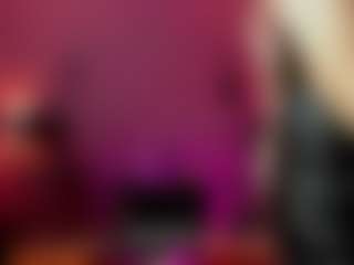 GreciaaRomaa's Live Sex Cam Show