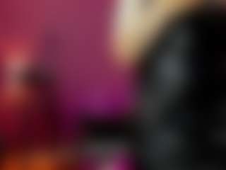 GreciaaRomaa's Live Sex Cam Show