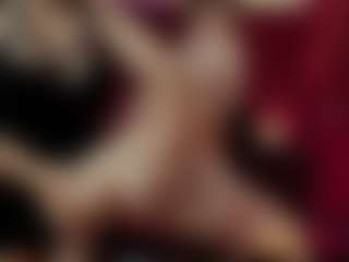 GreciaaRomaa's Live Sex Cam Show