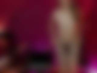 Live cam show with GreciaaRomaa - Moaning on Camsoda
