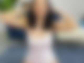 Live cam show with Issabelle19 - Average on Camsoda