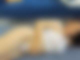 Issabelle19's Live Sex Cam Show