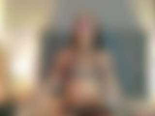 Live cam show with Kinsleybrown - Creamy on Dare Cams