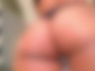 Kinsleybrown's Live Sex Cam Show