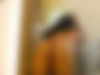 Live cam show with Kinsleybrown - Fingerass on crypto-cams