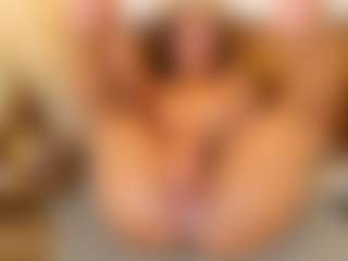 Kinsleybrown's Live Sex Cam Show
