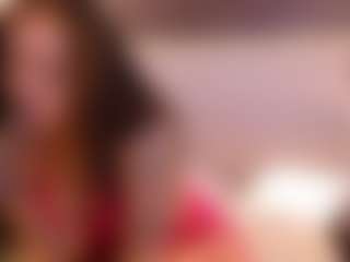 Live cam show with Kinsleybrown - Creamy on hrnylive.com