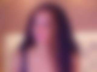 Live cam show with Kinsleybrown - Fingerass on xheatlive.com