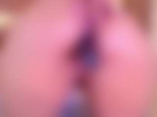 Kinsleybrown's Live Sex Cam Show