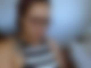 Live cam show with Meganbloomm - Sweet on Camsoda