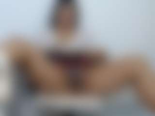 Live cam show with melissagym - Double Penetration on Camsoda