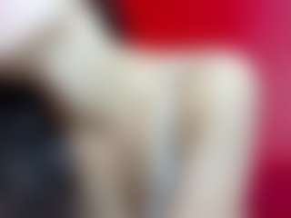nyamia68 MILF webcam performer live streaming