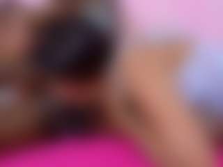 nyamia68 MILF webcam performer live streaming