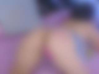 Perla-Cambell's Live Sex Cam Show