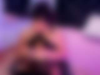 Live cam show with Perla-Cambell - Facial Piercings on SpankPalCams