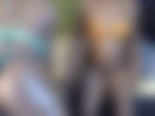 Live cam show with Rox and Ane - No Smoking on AdultVida.com