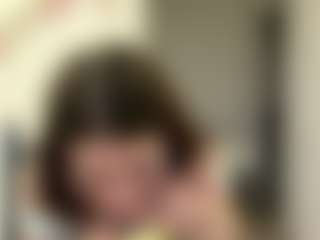 Live cam show with SerinaAmento - Oil on MyBangCams